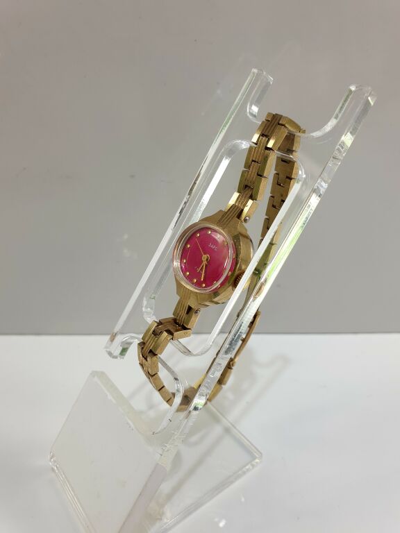 zegarek-damski-zloty-3apr-marka-inna-marka