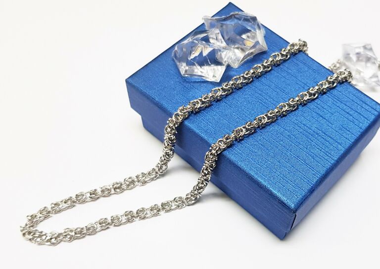 srebrny-lancuszek-splot-krolewski-1000g-stan-powystawowy