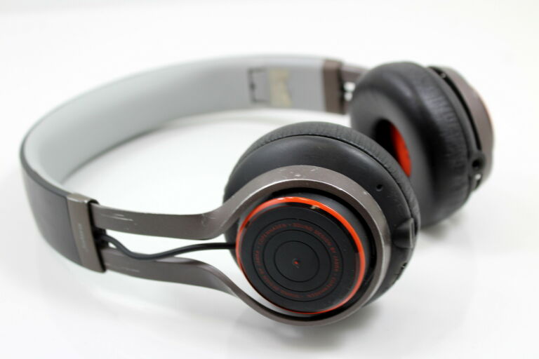 sluchawki-bezprzewodowe-jabra-revo-400-stan-uzywany