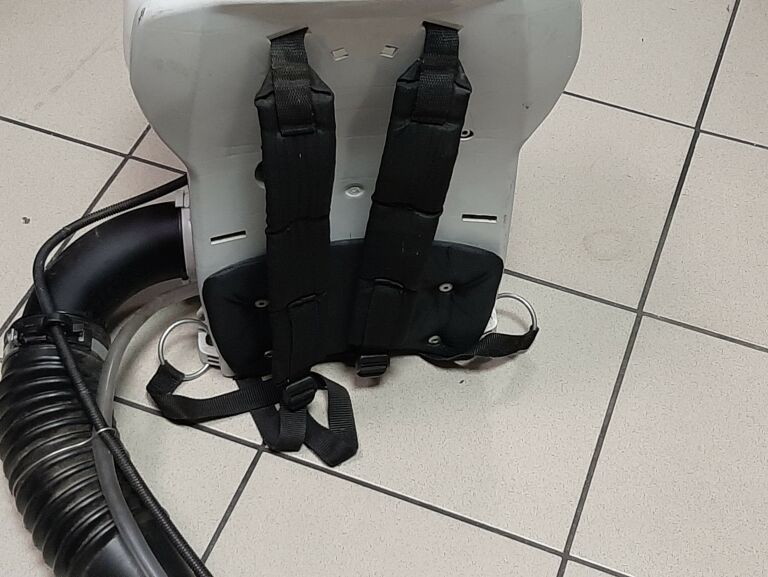 opryskiwacz-spalinowy-plecakowy-stihl-sr200-wyszynskiego-24-tczew