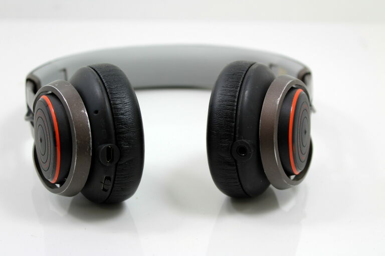 sluchawki-bezprzewodowe-jabra-revo-400-kolor-dominujacy-czarny