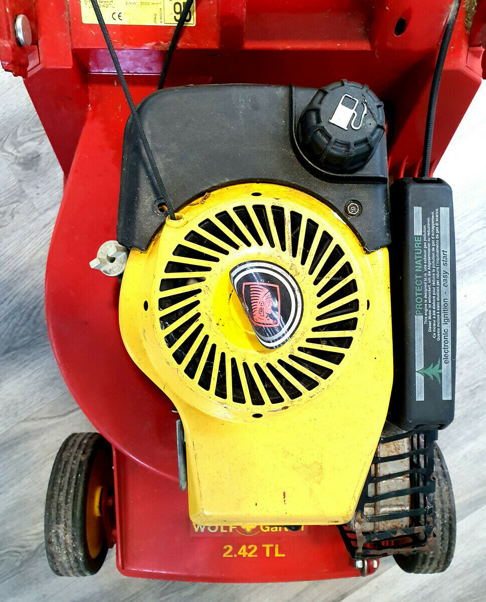 kosiarka-spalinowa-wolf-garten-242-tl-21-kw-kod-produktu-wolf-garten-242-tl