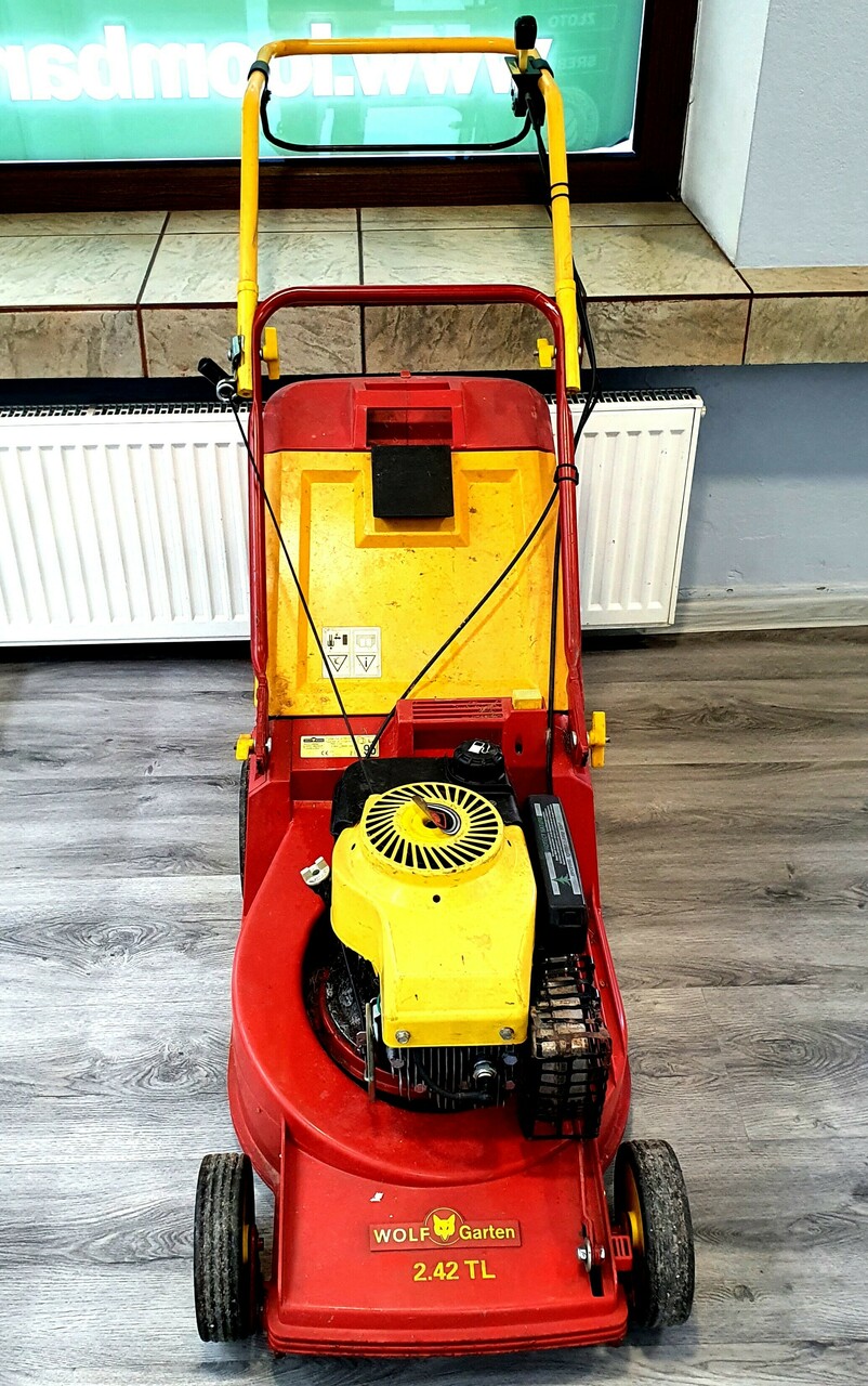 kosiarka-spalinowa-wolf-garten-242-tl-21-kw-pojemnosc-silnika-1