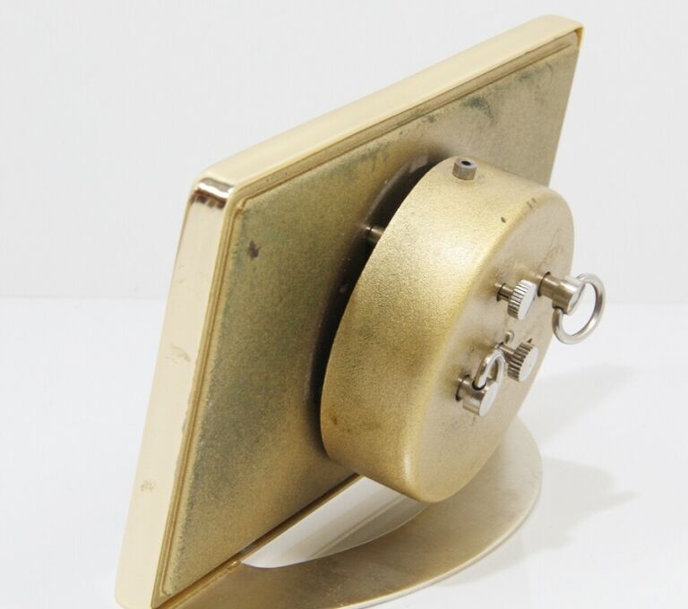 zegar-budzik-slava-11-jewels-ussr-gorczewska-21-warszawa