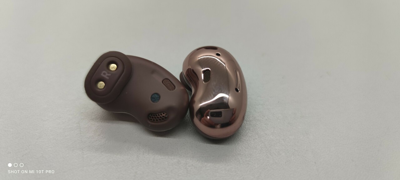 sluchawki-samsung-buds-live-sm-r180-ean-gtin-8806090526305