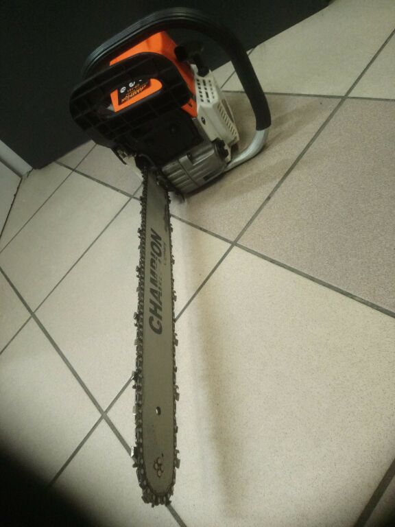 pila-spalinowa-champion-cp-101-czytaj-opis-stan-uzywany