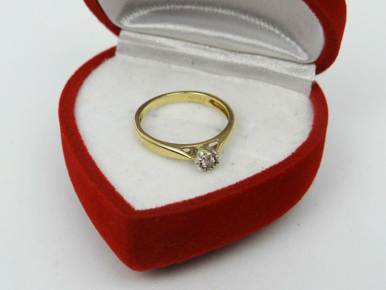 zloto-585-005ct-brylant-apart-10946111-stan-uzywany