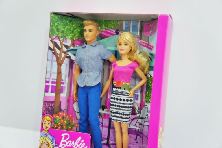 LALKA BARBIE + KEN ZESTAW DLH76 MATTEL