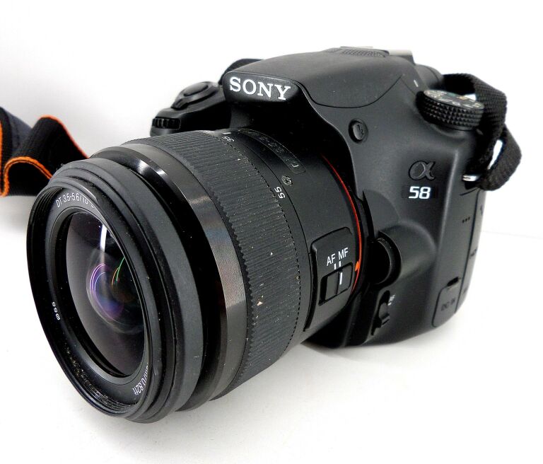 LUSTRZANKA SONY ALPHA A58 SLT-A58 OBIEKTYW
