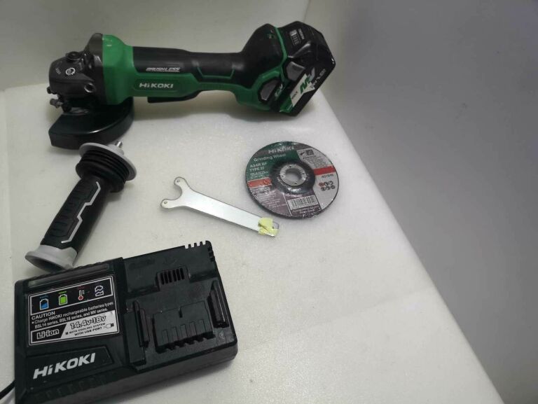 AKUMULATOROWA SZLIFIERKA KĄTOWA HIKOKI G3613DB
