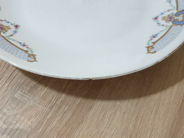 PORCELANA CHODZIEŻ TALERZ PŁASKI 24CM -OBICIE-