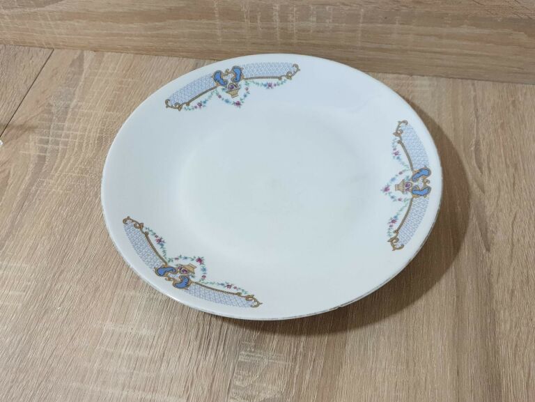 PORCELANA CHODZIEŻ TALERZ PŁASKI 24CM -OBICIE-