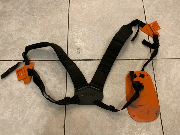 KOSA SPALINOWA STIHL FS80 USZKODZONA!