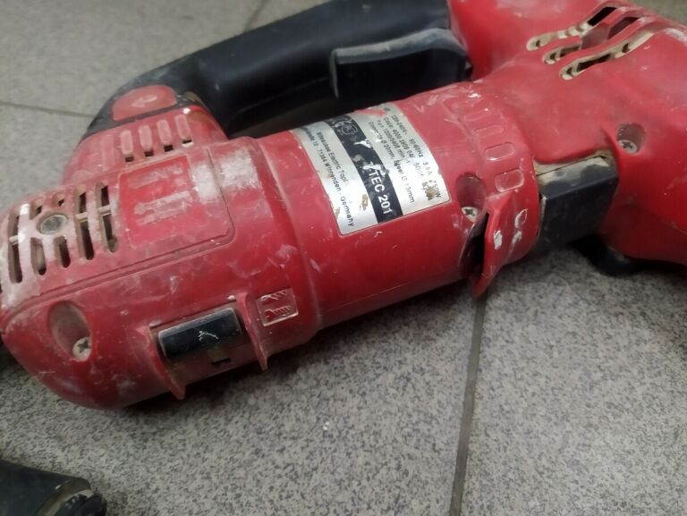 mlotowietarka-milwaukee-t-tec-201-zasilanie-elektryczne-sieciowe