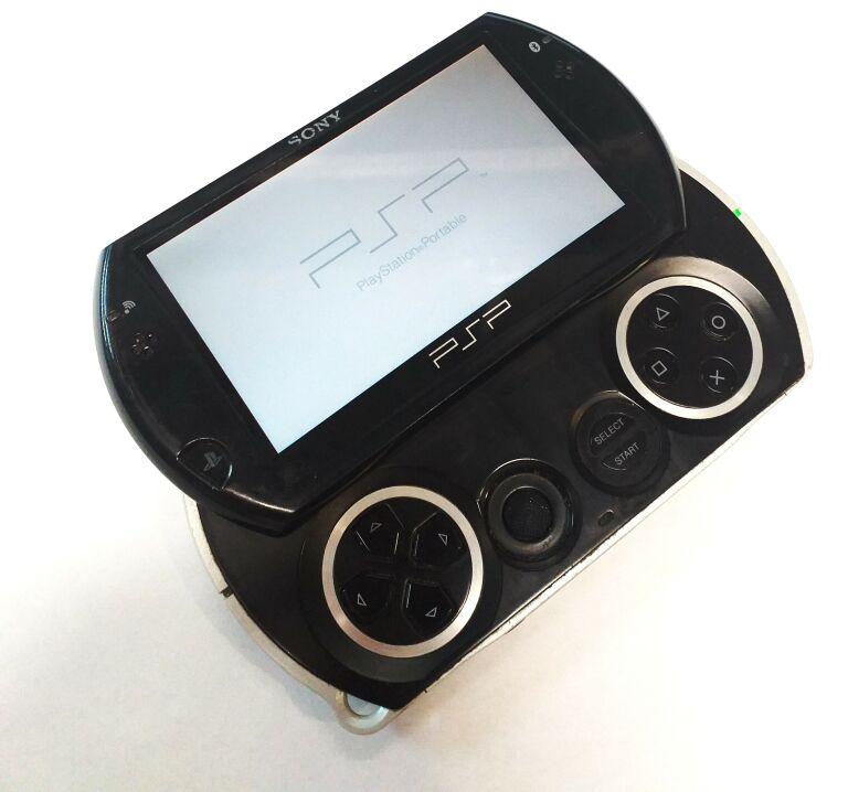 KONSOLA SONY PSP-N1004