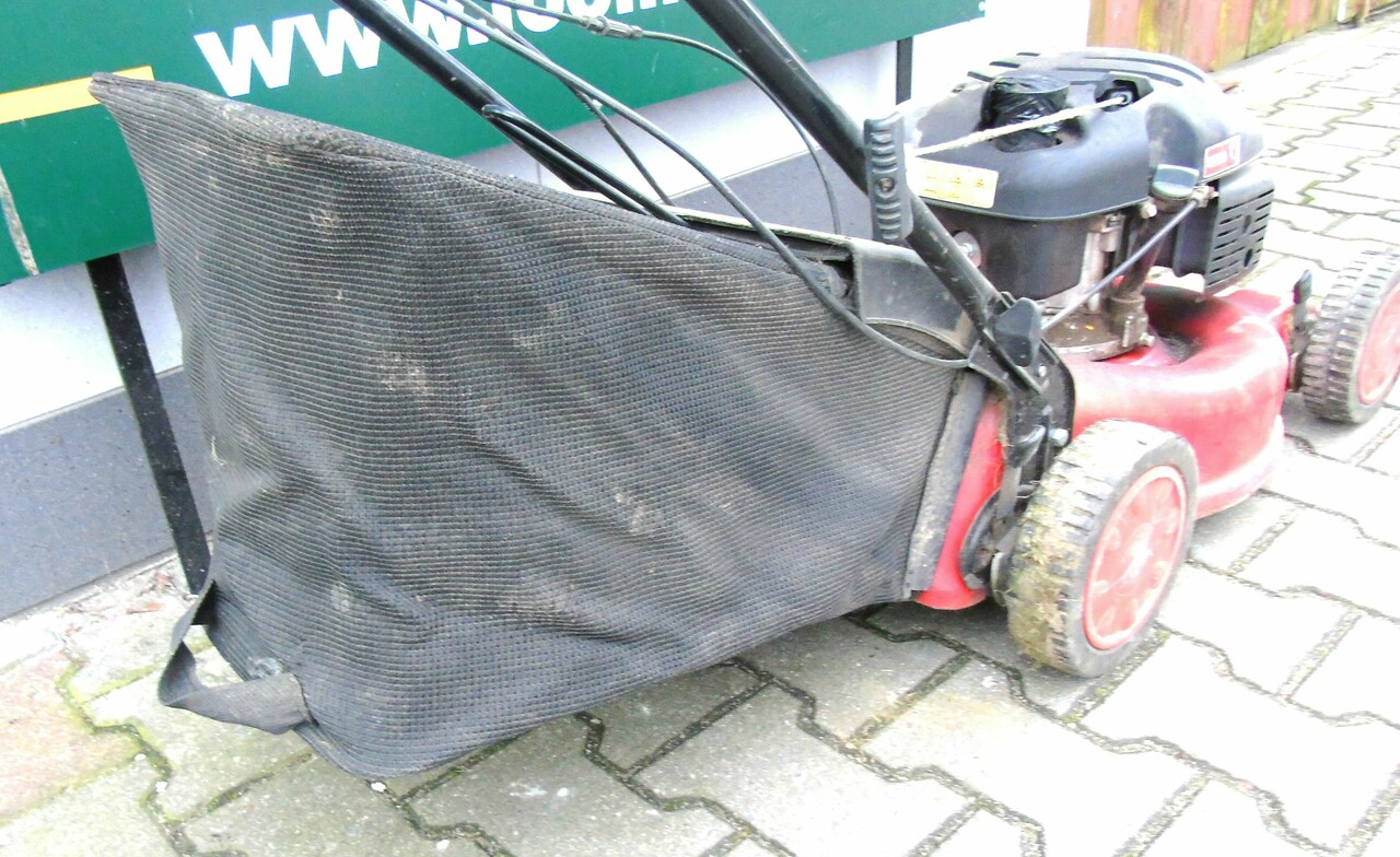 dobra-kosiarka-spalinowa-budget-bbm-46-r-ohv-pojemnosc-kosza-20