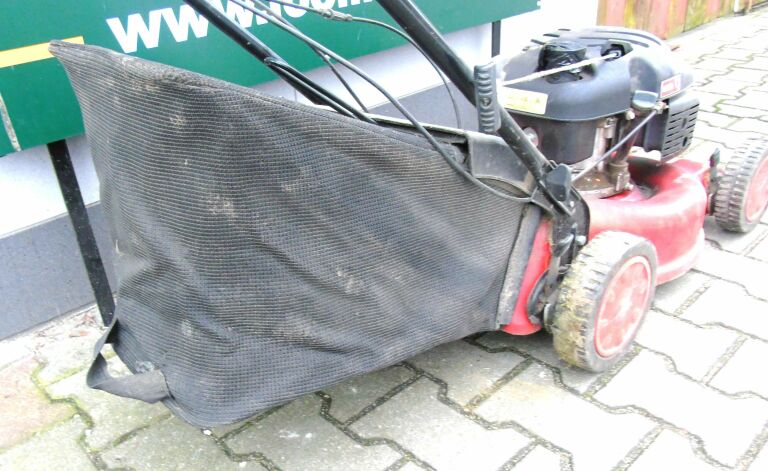 dobra-kosiarka-spalinowa-budget-bbm-46-r-ohv-pojemnosc-kosza-20