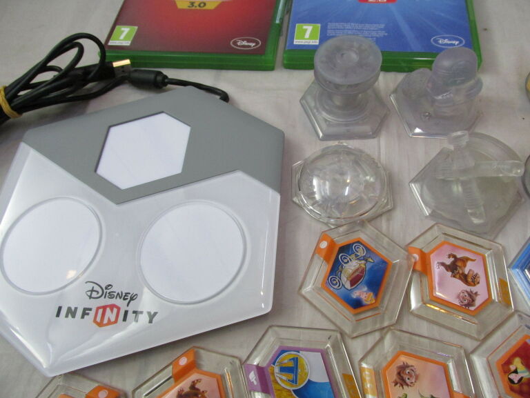DISNEY INFINITY 2 GRY FIGURKI ŚWIATY PORTAL