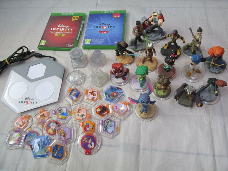DISNEY INFINITY 2 GRY FIGURKI ŚWIATY PORTAL