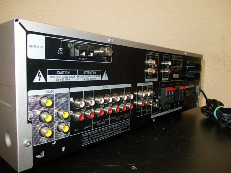 AMPLITUNER 5.1 KENWOOD KRF-V5100D ! 5X 100W !