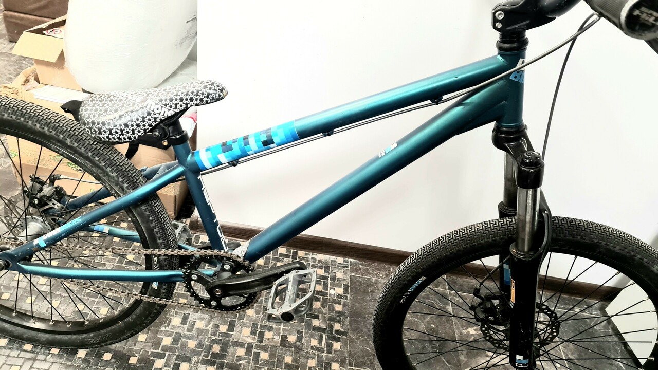 rower-dmr-reptoid-9spd-do-skokow-wyczynowy-stan-uzywany