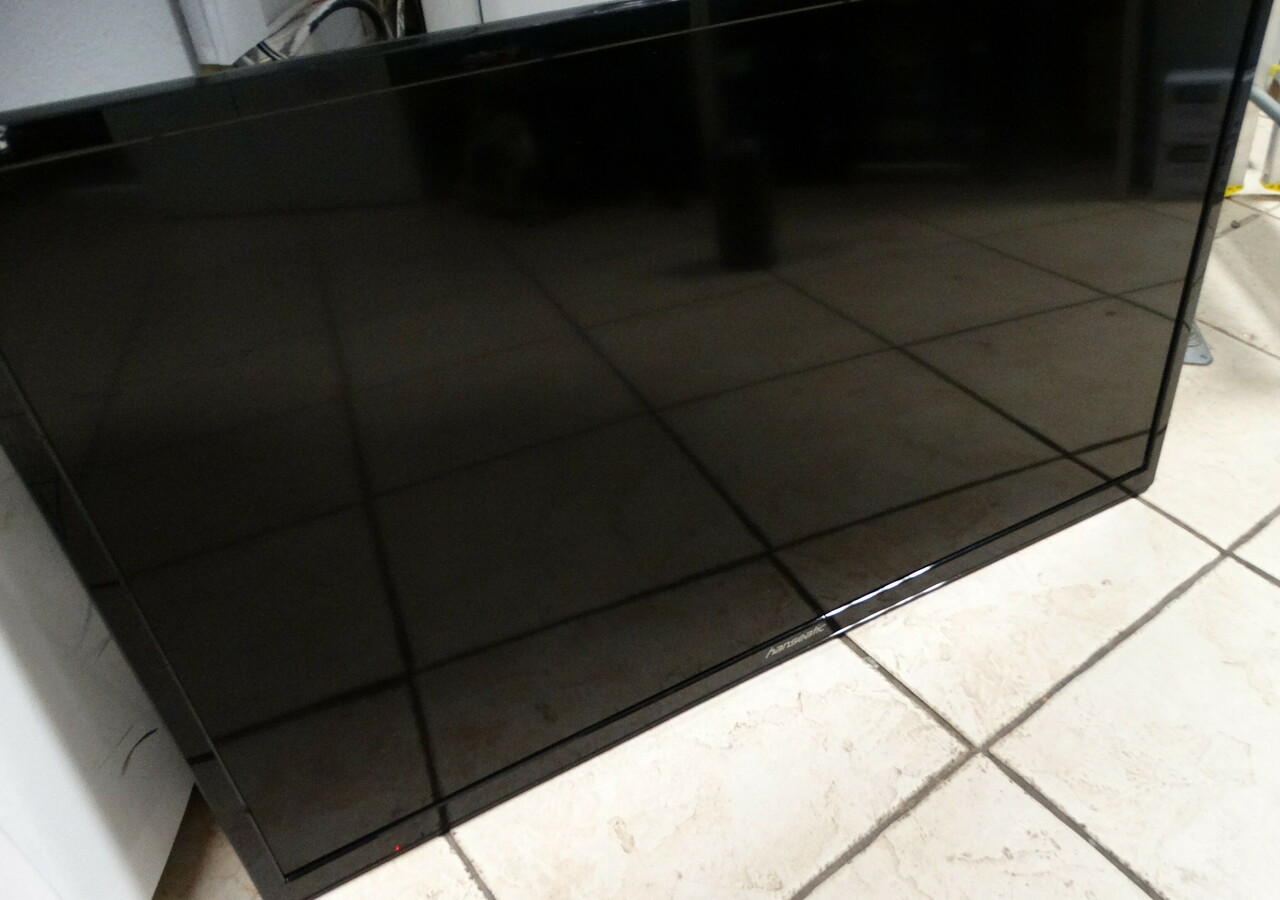 telewizor-hanseatic-32h500fds-marka-hanseatic