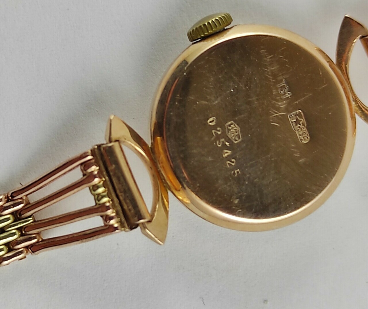 zloty-zegarek-slava-17-jewels-583-2144g-zsrr-mechanizm-mechaniczny