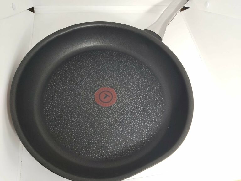 PATELNIA TEFAL TALENT PRO C6210752 30CM