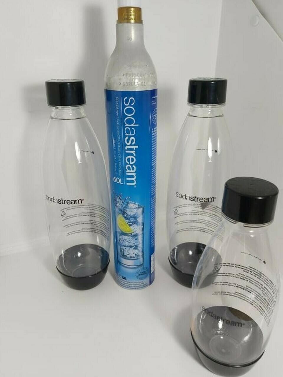 saturator-sodastream-spirit-megapack-czarny-stan-uzywany