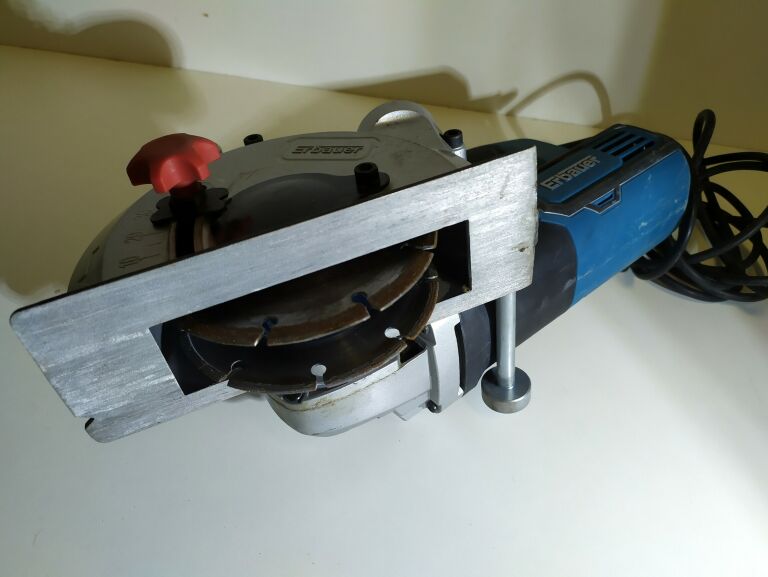 BRUZDOWNICA ERBAUER EWC1500