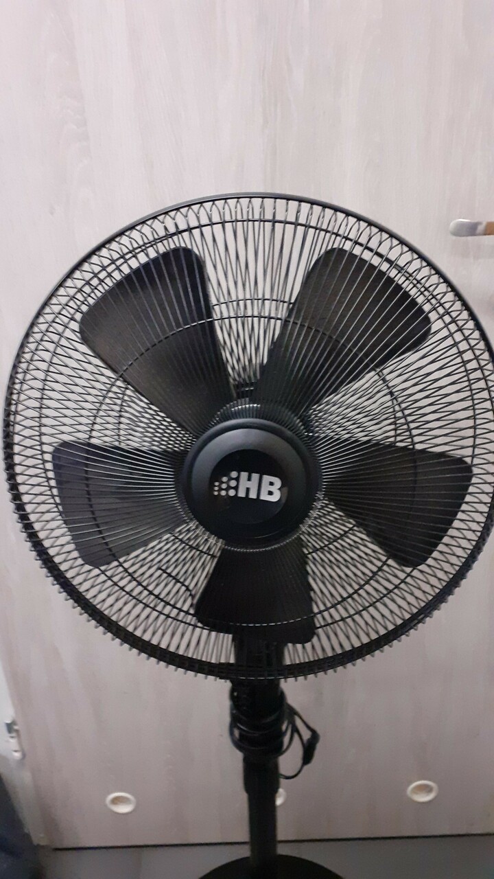 wentylator-stojacy-hb-sf4004b-stan-uzywany