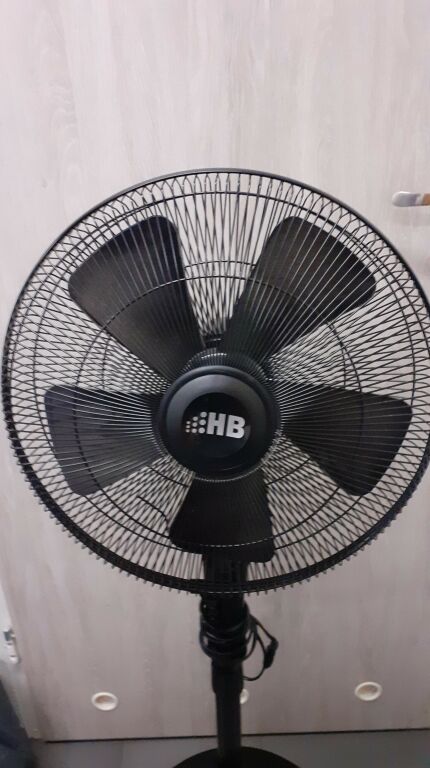 wentylator-stojacy-hb-sf4004b-stan-uzywany