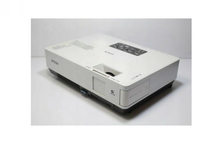 PROJEKTOR MULTIMEDIALNY EPSON EMP-1717