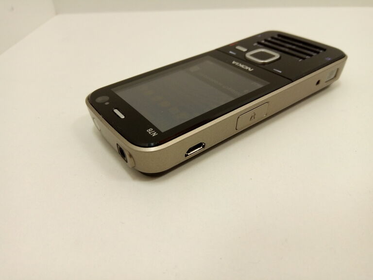 TELEFON NOKIA N78