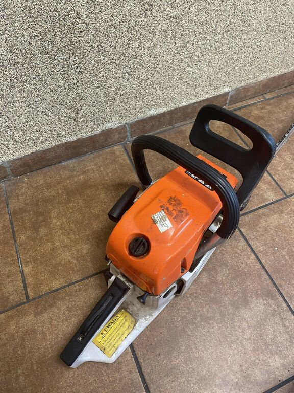 pila-lancuchowa-spalinowa-fighter-ft-103-zasilanie-spalinowe