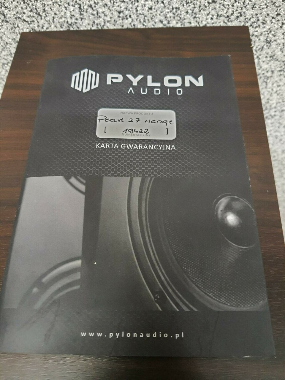 kolumna-podlogowa-pylon-pearl-27-okazja-rodzaj-podlogowe