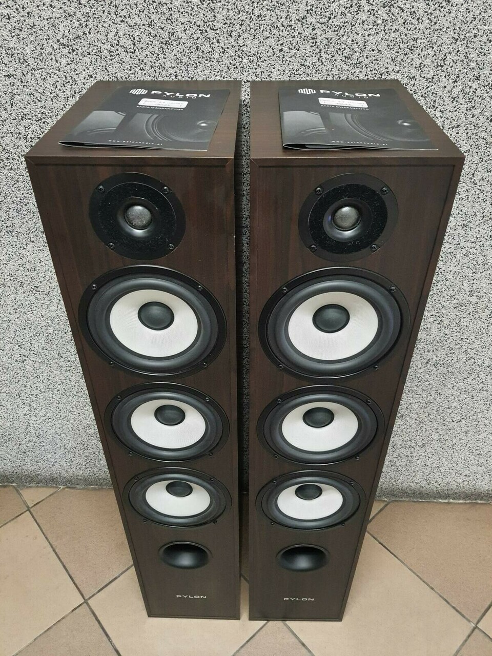 kolumna-podlogowa-pylon-pearl-27-okazja-pilsudskiego-91-zawiercie