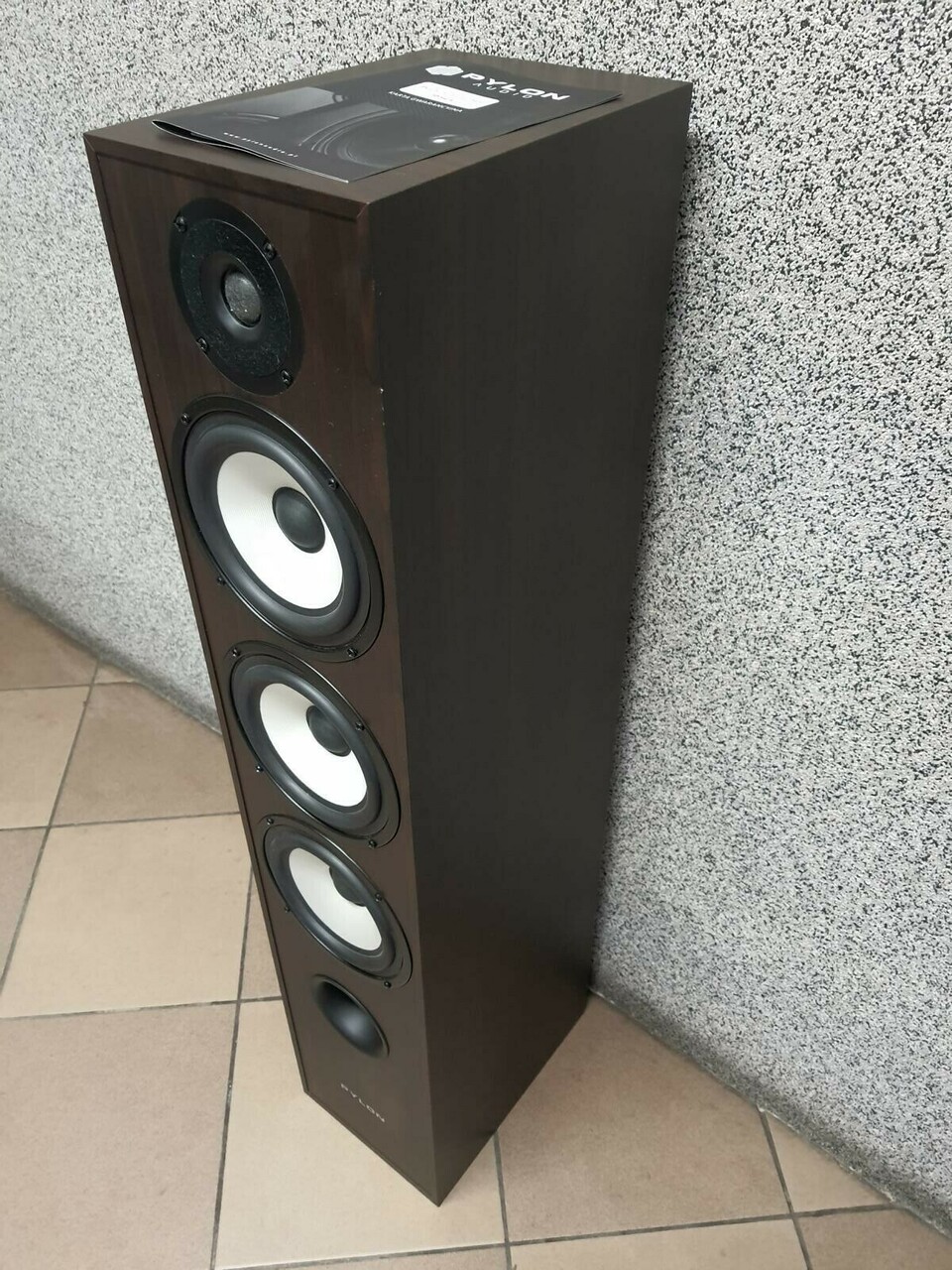 kolumna-podlogowa-pylon-pearl-27-okazja-marka-pylon-audio