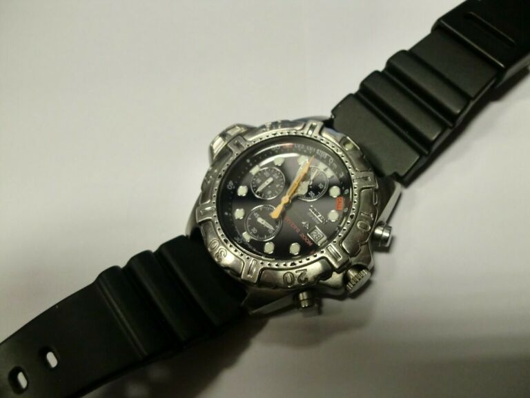 ZEGAREK CITIZEN  ECO DRIVE