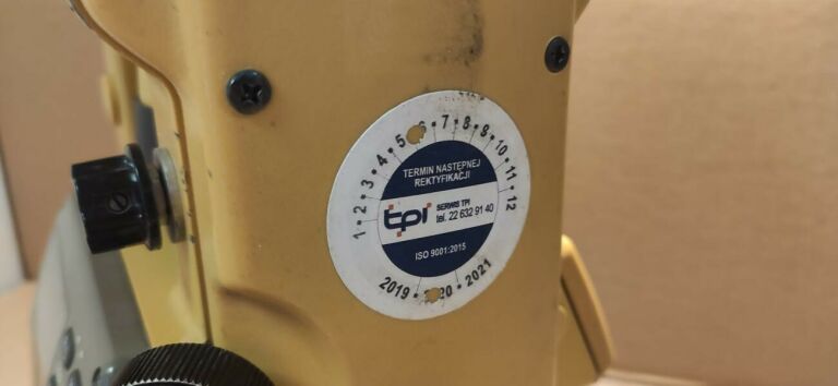 NIWELATOR TOPCON DT 209