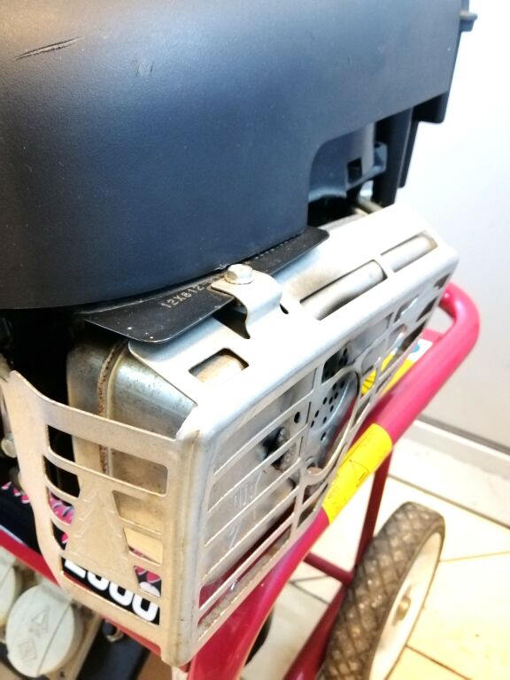 AGREGAT HANDYGEN 2500 2000W/ QUANTUM LSQ 55