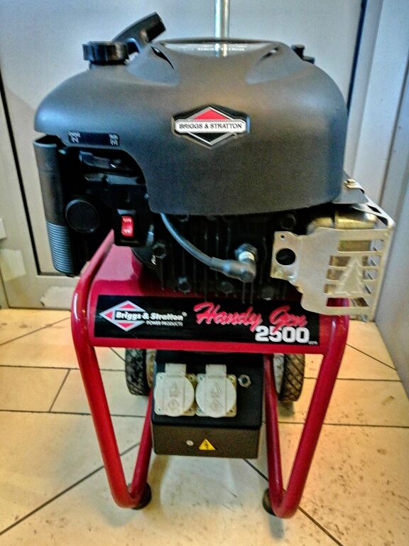 AGREGAT HANDYGEN 2500 2000W/ QUANTUM LSQ 55