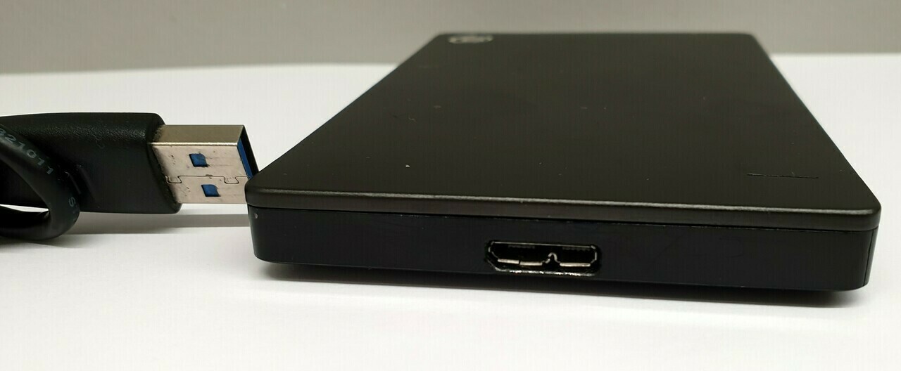 dysk-zewnetrzny-seagate-2tb-srd00f1-producent-seagate