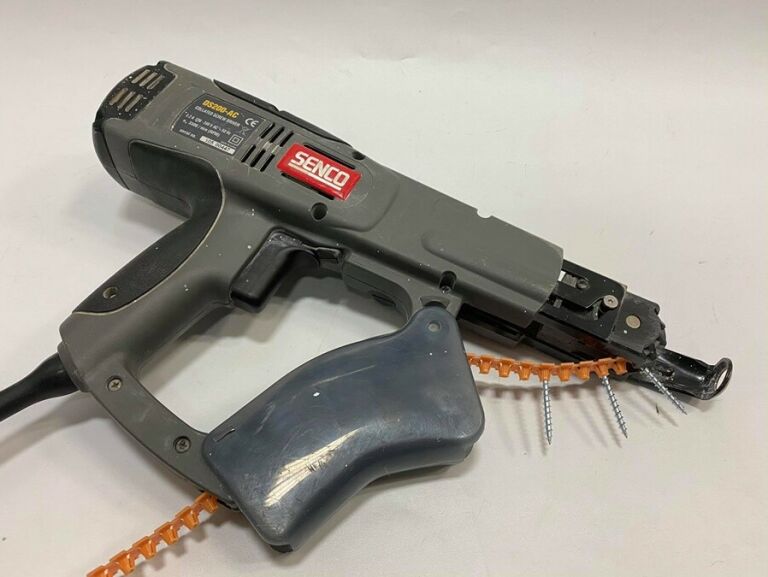 wkretarka-senco-ds200-ac-duraspin-komplet-promocj-zasilanie-sieciowe