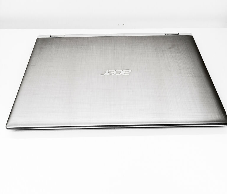 ACER SPIN 1 SP111-32N 4GB SSD32GB WIN10 + RYSIK