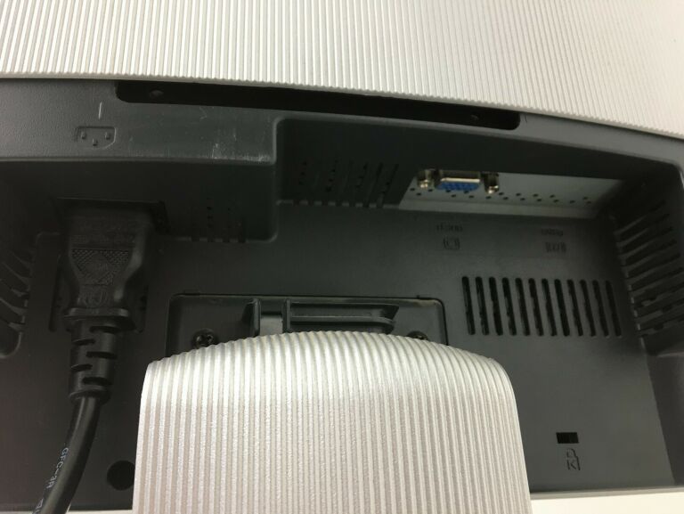 MONITOR LG FLATRON 17"