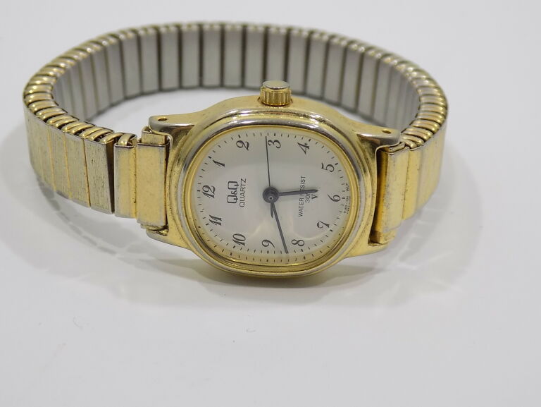 damski-zegarek-qq-japan-movt-marka-qq