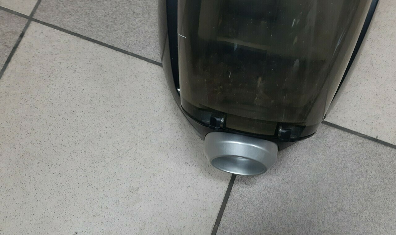 odkurzacz-bezworkowy-dirt-devil-centrino-2000w-model-devil