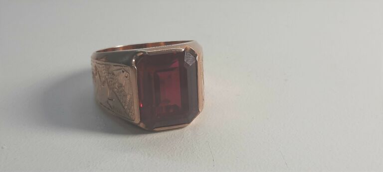 zloty-sygnet-meski-pr585-w2108g-r25-plec-produkt-meski