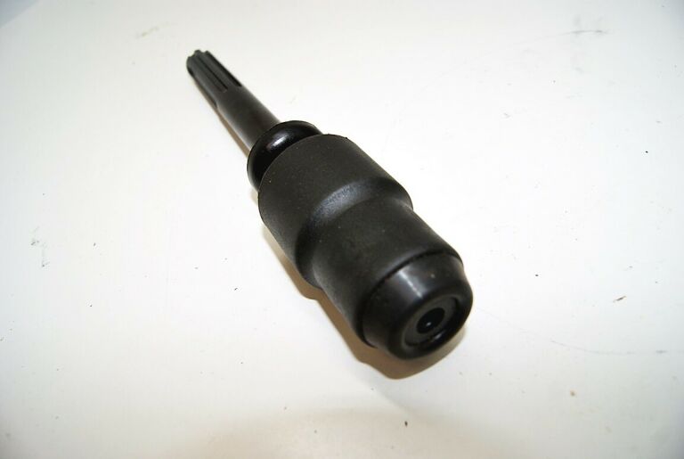 MŁOT WYBURZENIOWY MAKITA HR4000C